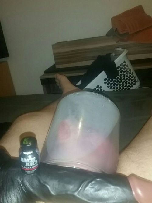 Party Time! #poppers #dildo #cockpumping #ballpumping #horny #edging