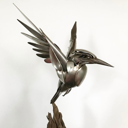 littlelimpstiff14u2:Recycled Cutlery & Found Objects Sculptures from Matt WilsonInfluenced by na
