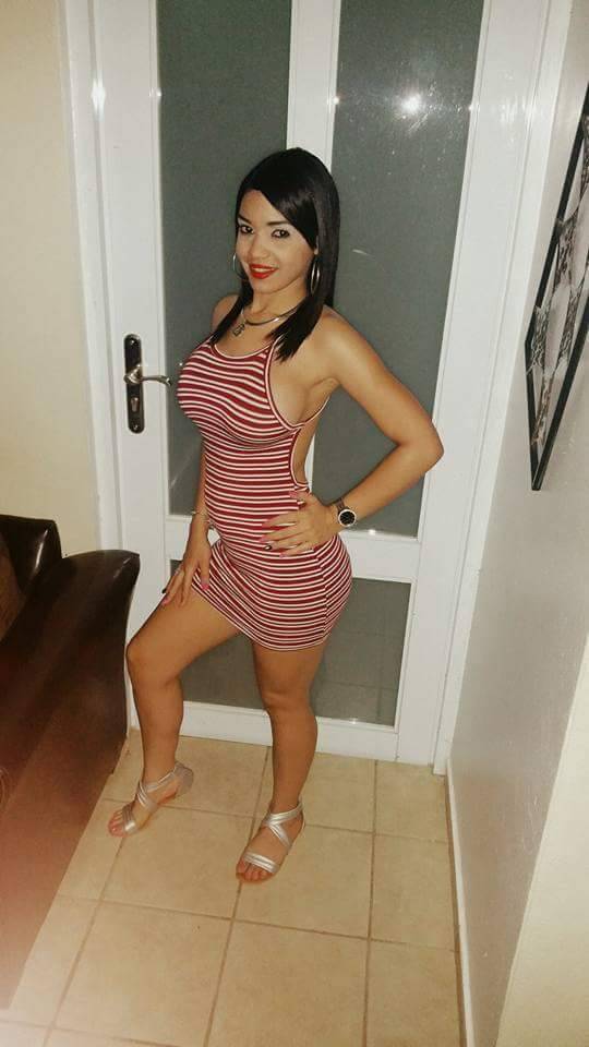 chapiadoradepuertorico:  Ella es de juncos PR