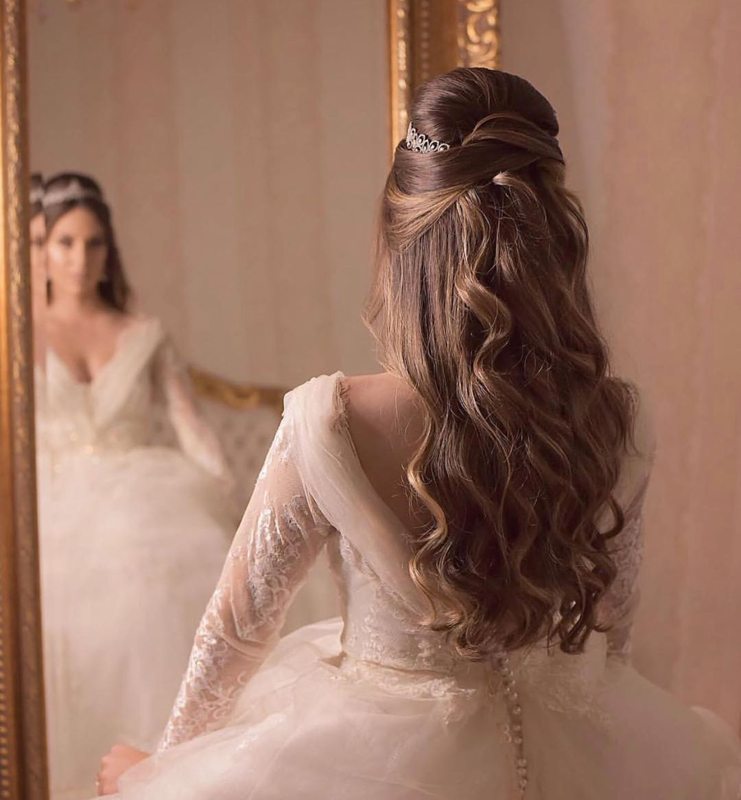 Noivinhas de Luxo — Penteado inspiração para noivas princesas! 👰🏻👑 Que...