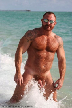 daddybearloverboy:  PLEASE FOLLOW MEhttp://daddybearloverboy.tumblr.com/archive