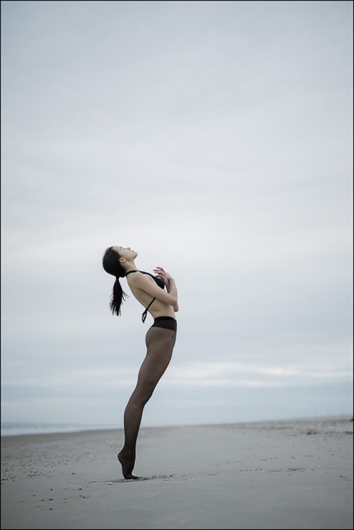 ballerinaproject: Remy Young - Fort Tilden Beach, New York CityThe Ballerina Project will soon disco