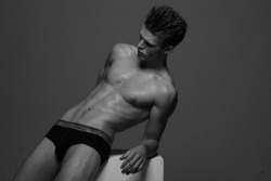 mientus-com:  Nils Butler in DOLCE &amp; GABBANA UNDERWEAR 