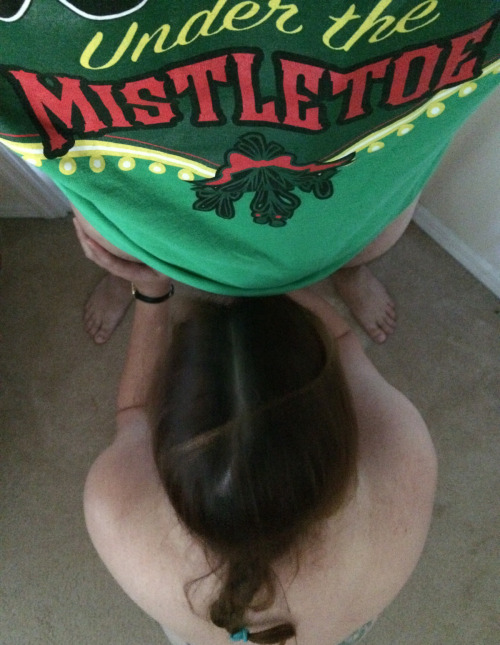 academyfordifficultgirls: andherlordwolf:  Mistletoe  Sheila Janssen, a new Academy graduate, is wel