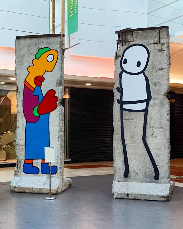 By Thierry Noir & Stik