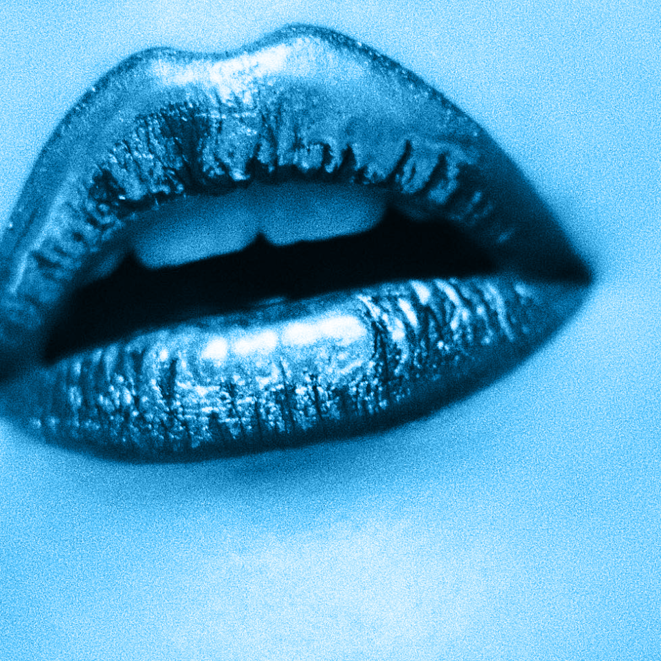 Blue Makes Me Happy — not my photo just my blue source