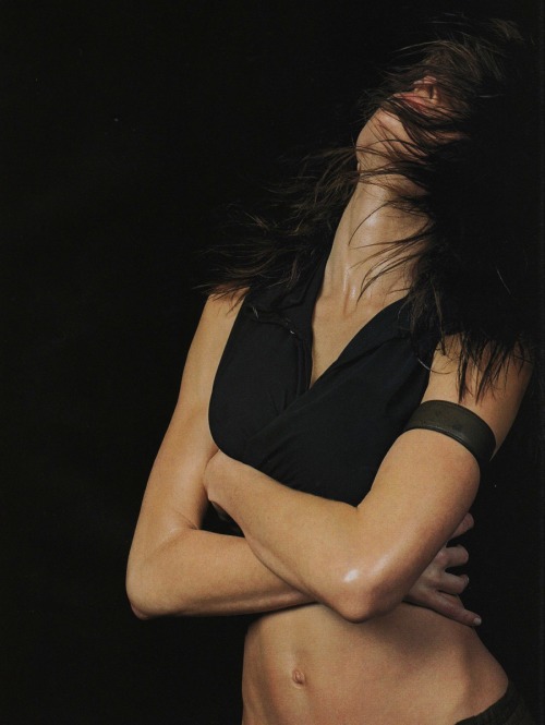 mariacarlabosscono:  Stephanie Seymour photographed by Mario Sorrenti for Vogue Paris February 2002  