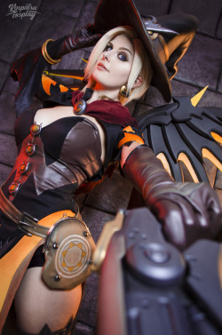 kinpatsucosplayofficial: Witch Mercy from OverwatchCosplayer : https://www.facebook.com/KinpatsuCosplay