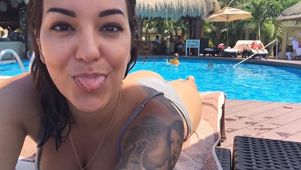 itsmarazzos:  Suns out buns out Stephaniemarazzo.com
