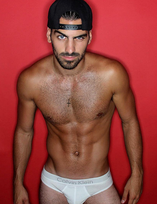 amazingmalenudity:  Nyle DiMarco 