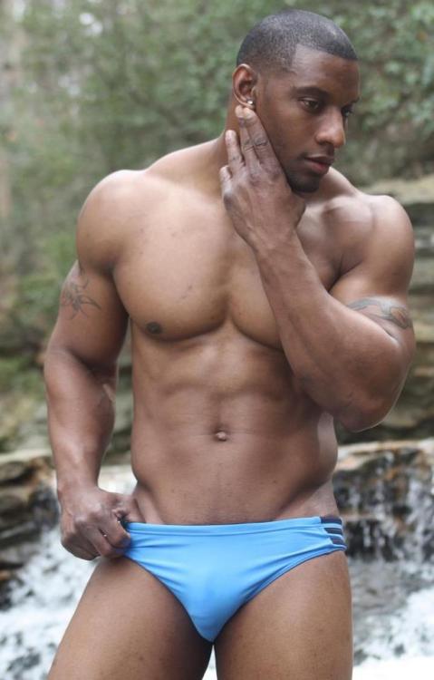 talldaddy:  wsub4bbc:  handsome  www.talldaddy.tumblr.com/archive