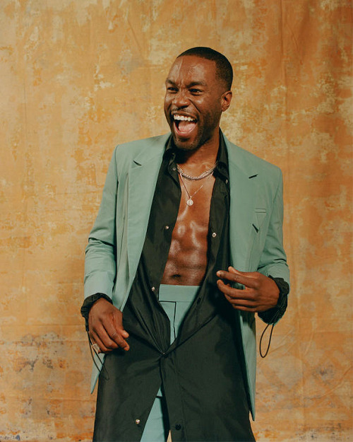 lovemedown: YAHYA ABDUL-MATEEN IIGQ Middle East (2020) // photographed by Quil Lemons