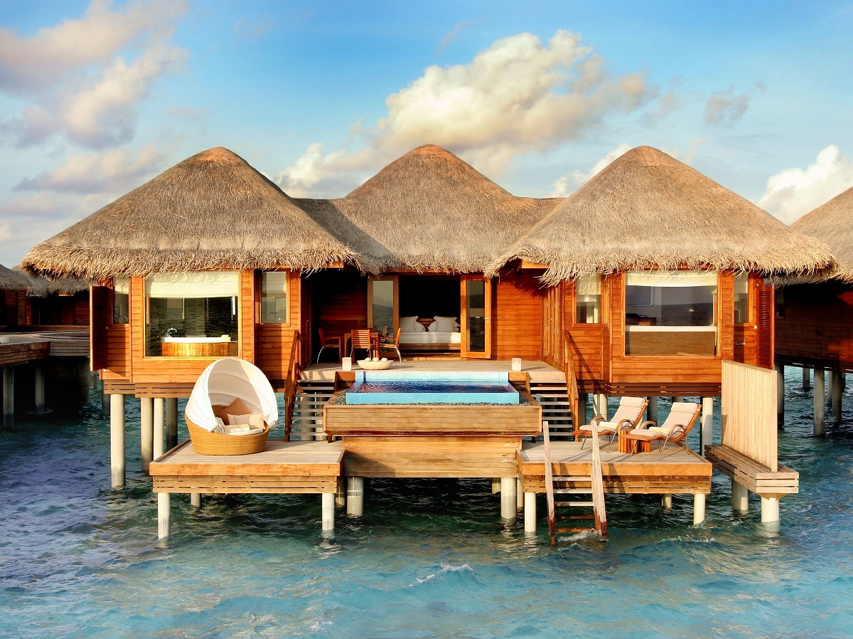 ginger-mouse:  withoutmedication:  luxuryaccommodations:  Top 10 Overwater Bungalows