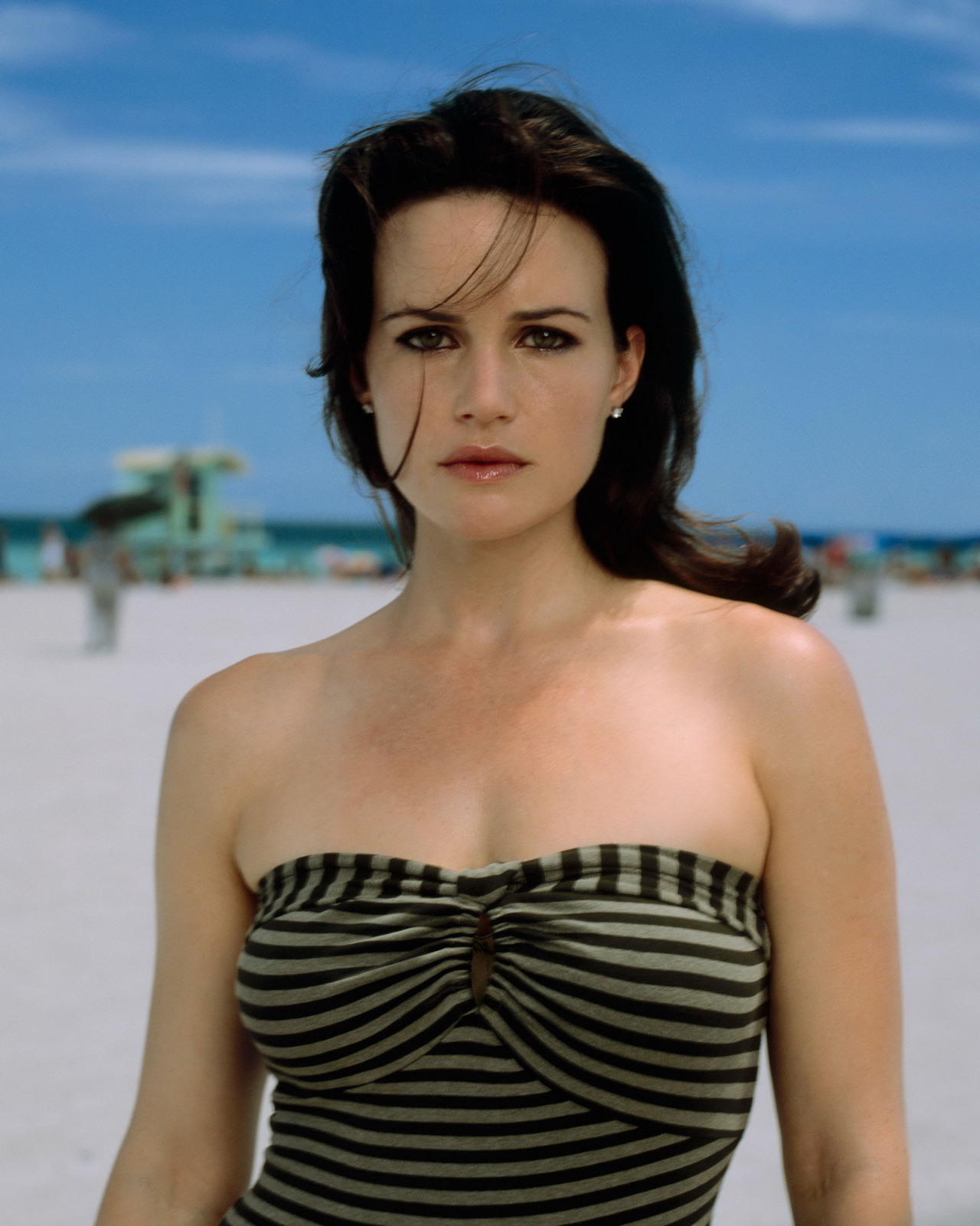 Carla Gugino