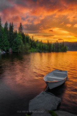 sundxwn:  Just a Boat by Ole Henrik Skjelstad   This is what life should be.