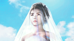   ff meme: [1/3] colours   »  blue (final fantasy x) 