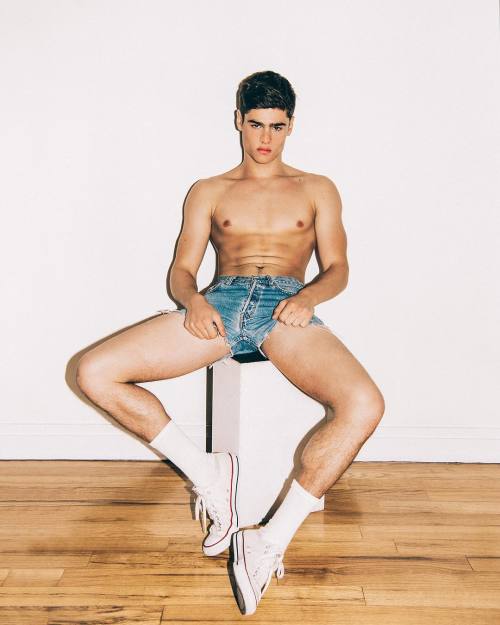 minhamemoriasuja: Agustin Bruno by Brian Jamie