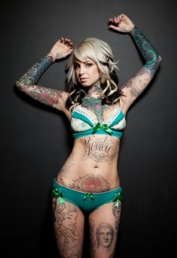 inkedgirlsboobs:  Zombie