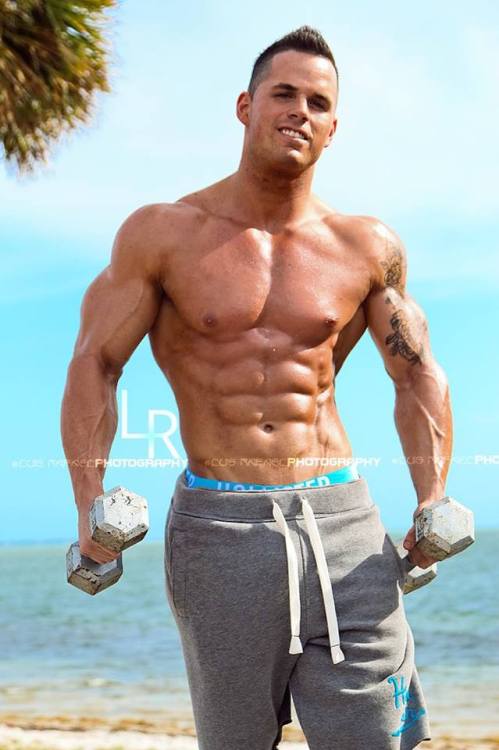 mitos:  Austin Goddard by Luis Rafael