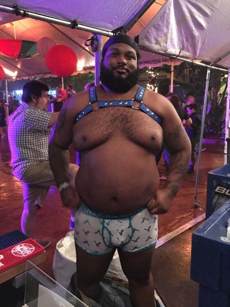 kabutocub:  (Submitted by: @patrip1)Looking good handsome!—————————————————————Want
