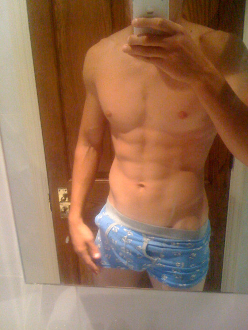 bulgeout:  http://www.bulgeout.com/ english veiny soccer stud luring females on the internet