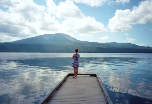 hanahaley:  blue in the summer 