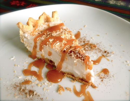 thecakebar:Tembleque de coco pie with dulce de leche sauce (Puerto Rican Coconut Pudding Pie)