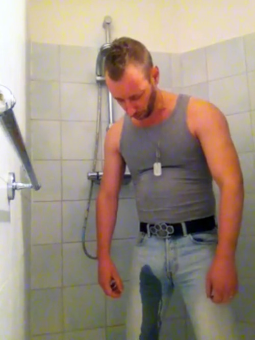 beuker71:  pissinghispants:  This bad-ass stud is so fucking hot!!! Check out his amazing tumblr and his piss-soaked xtube: http://beuker71.tumblr.com/ http://www.xtube.com/community/profile.php?user=beuker71 Seeing this hunk take a hot piss in his tight