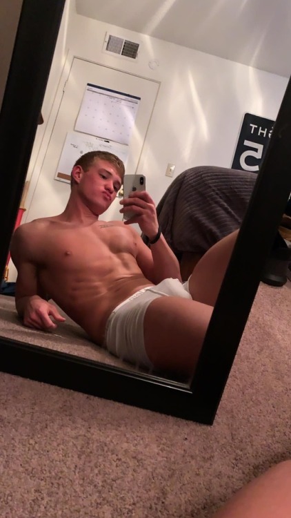 thehottestmenaround: Tyler Jonerwww.instagram.com/tylerjoner/ What a fucking gorgeous guy!