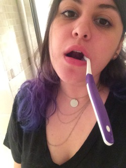 gealach-sidhe:  My toothbrush matches my hair