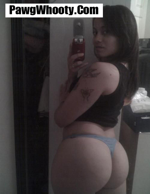 PAWGS AND WHOOTIES       twitter:   adult photos