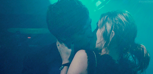 staymileys:  It’s so good to love someone so much it hurts. I don’t know how people survive this. Honestly, I don’t. - LOL, 2012 