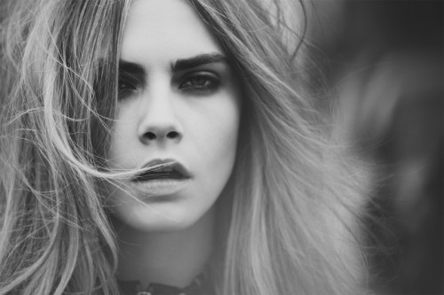 cara delevingne in centrefold #8, ph: guy aroch.