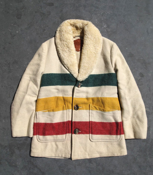 thedenimfoundry:Woolrich shearling lined Hudson Bay blanket styled jacket, with horn buttons.Own col