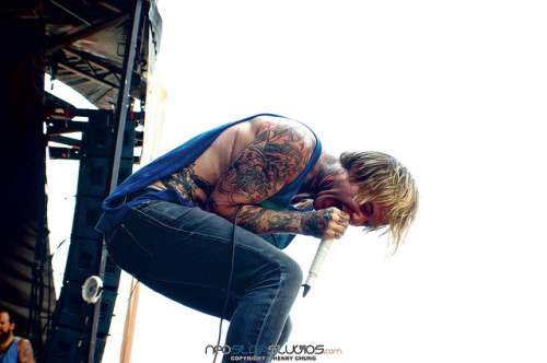 star-coloured-eyes:  Chiodos by Henry Chung | neostarstudios on Flickr.