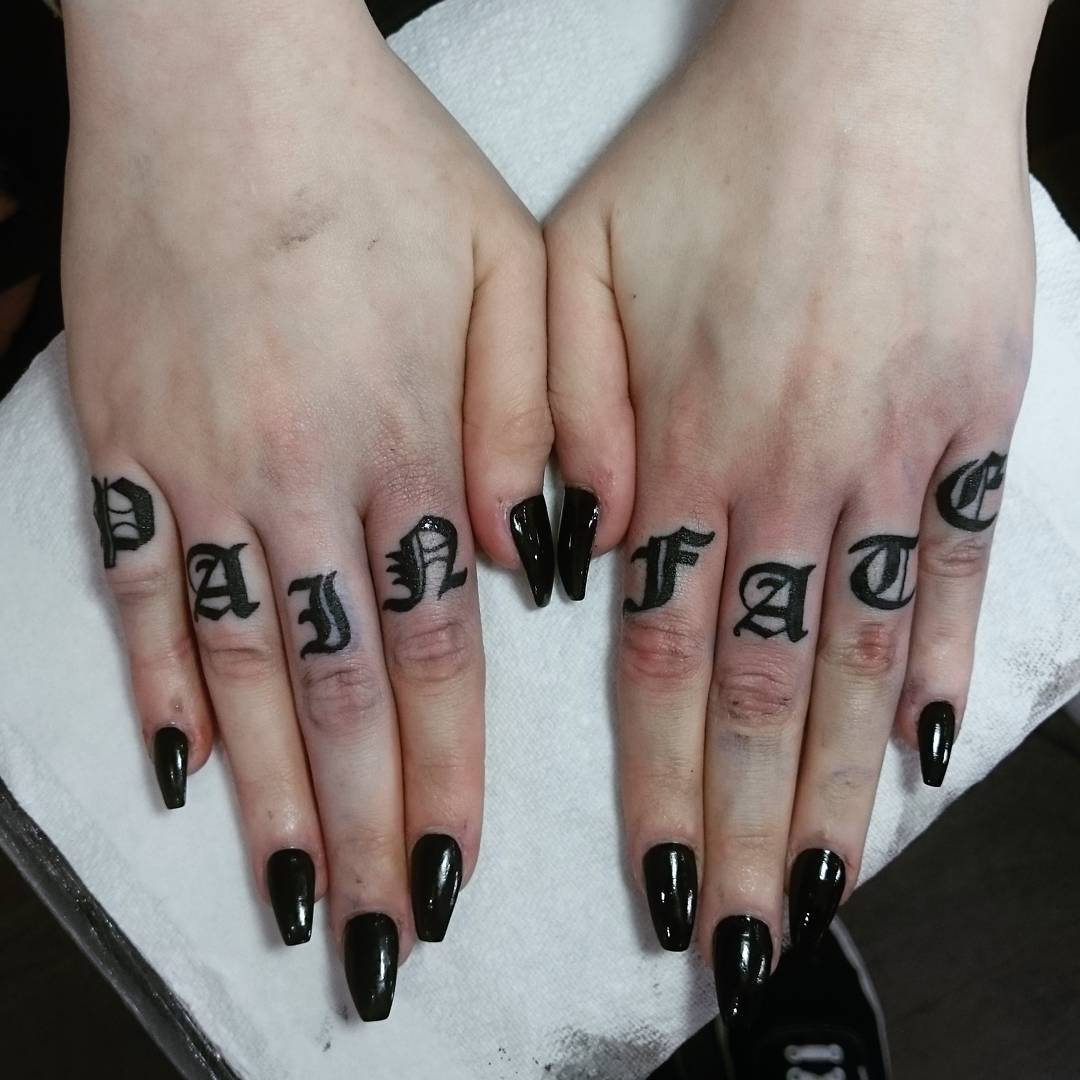 What to Know Before Getting Finger Tattoos  LOréal Paris