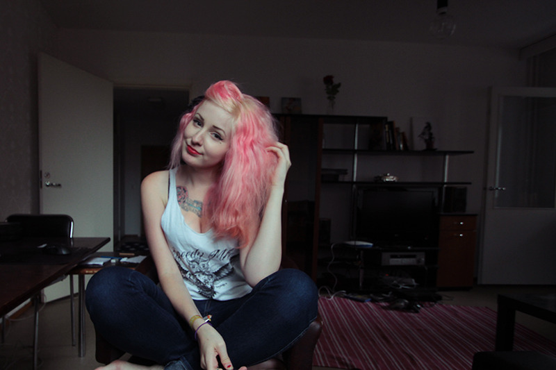 radiokilledshine:  I bleached my hair……………………………I kinda like