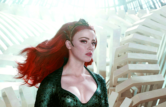 justiceleague: My obligation isn’t to love. It is to my family and my nation, and
