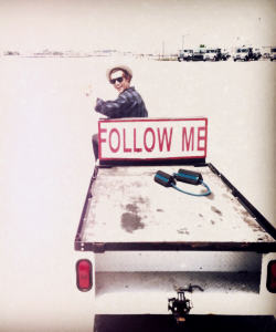 styzles-deactivated20151205:  Harry_Styles: Follow me please 