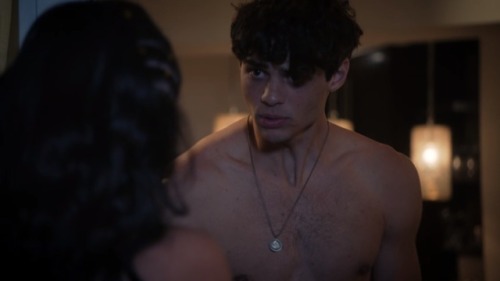 theclassymike:Noah Centineo shirtless in the series finale of The Fosters.