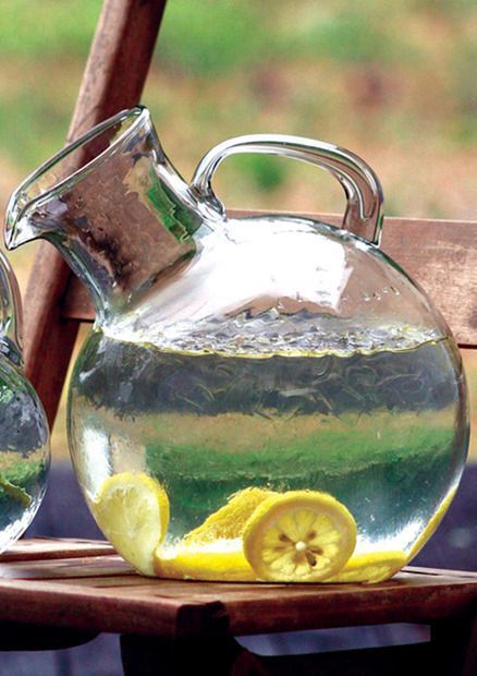 47burlm:  When “life” gives you lemons you make lemonade, I have several stands