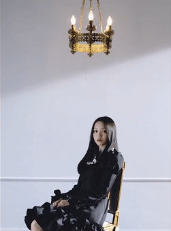 k-gifs — ONE & ONLY; GOWON / LOONA