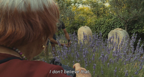 365filmsbyauroranocte:365filmsbyauroranocte:Visages villages (Agnès Varda & JR, 2017) RIP Agnès 