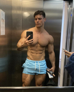 musculargodsamongmen: max murillo  