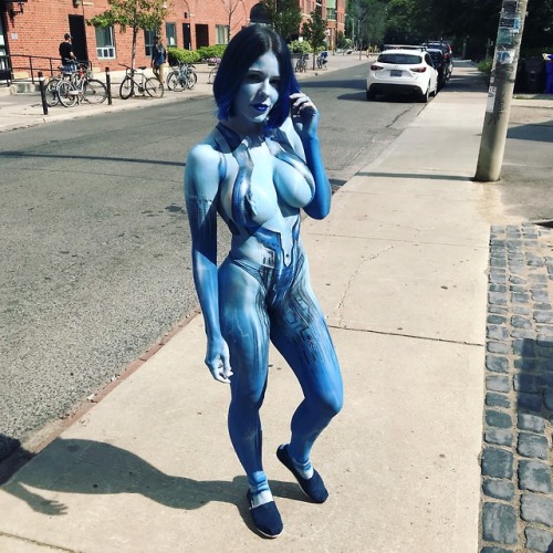 love-cosplaygirls: Cortana by CortanaBlue