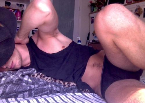 livinglifewithderek:  http://livinglifewithderek.tumblr.com/