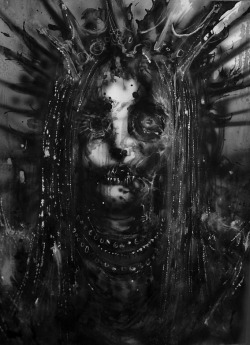 Nameless-Dead:  Exqueen By Al1 