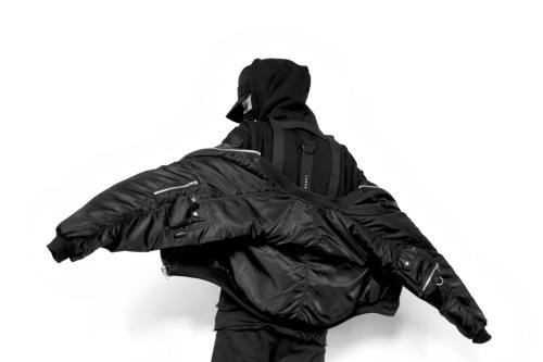 mxdvs:  EVOL F.I.A. NINJA 001 Strap hat, F.I.A.Oversized Field Bomber, Rabbithole LDNSkeleton Vest, 