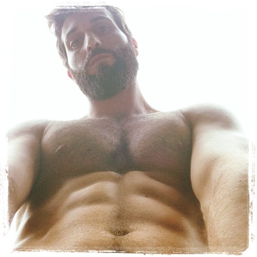 mrteenbear:  Salio el sol = sale la remera ja! verano sos mi estación! #gaybeard #beardedhomo #beard #hairychestperfection2 #hairy #hairychest #picoftheday #instagay #instaboy #shirtless #hairybeardedclub #justforman by @ferchodac http://ift.tt/1GxaJrN