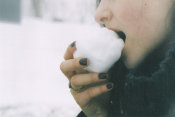 ingloriouspeople:  Quiet. | via Tumblr on We Heart Ithttp://weheartit.com/entry/92694010/via/preteritos